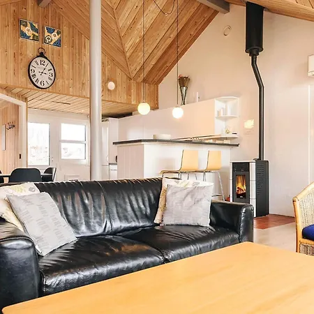 10 Person In Hadsund-by Traum * Hadsund